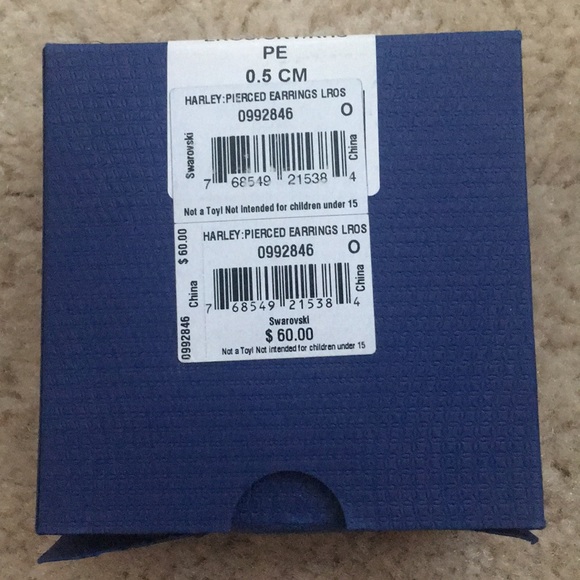 Swarovski Earring Set - Picture 7 of 7